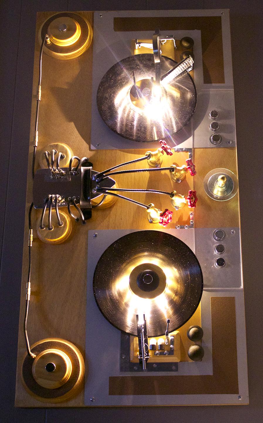 TurnTable Art, turntable sculpture, urban sculpture, music sculpture, music art, by artist Bryan Boutwell TurnTable Art, turntable sculpture, urban sculpture, music sculpture, music art, by artist Bryan Boutwell
